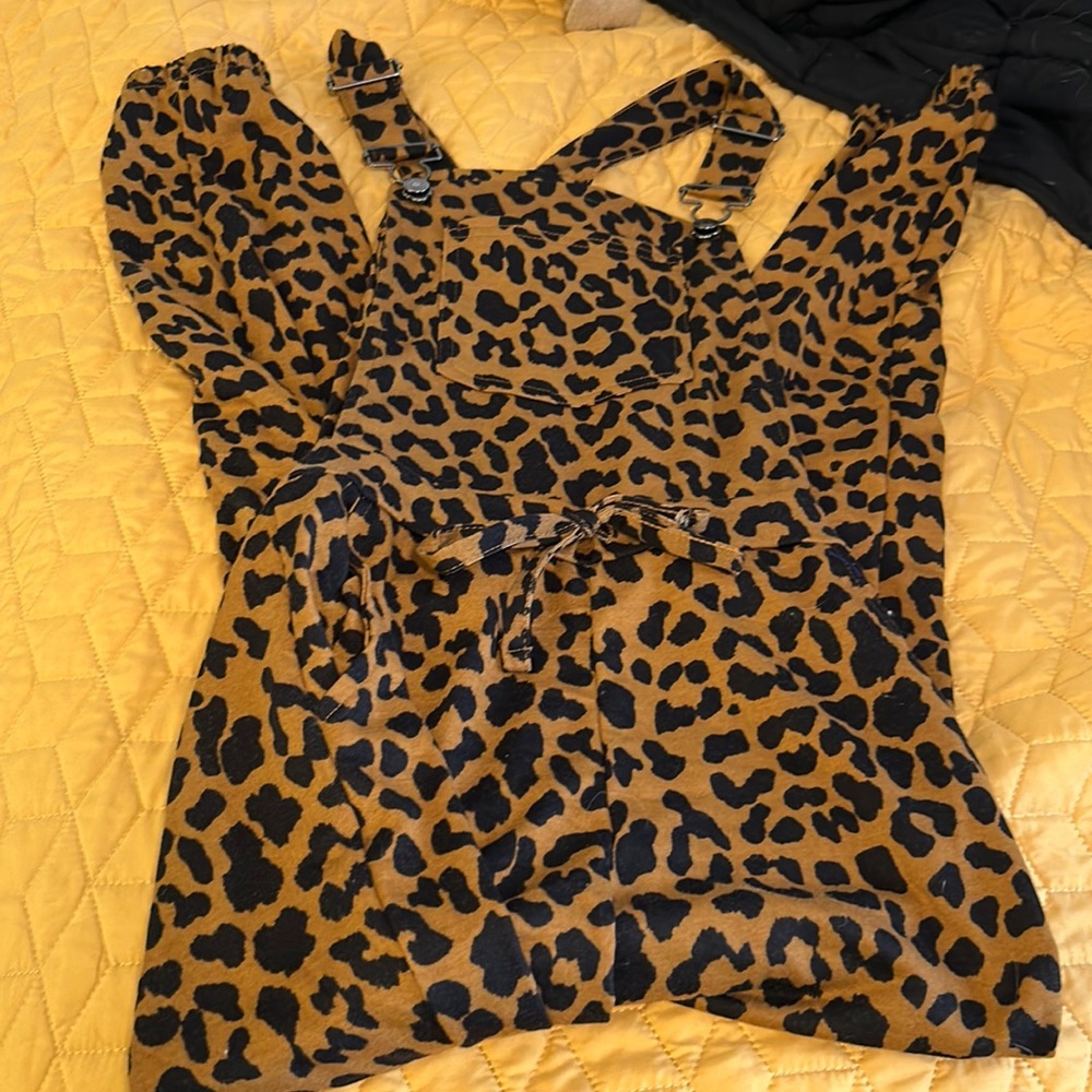 XS No Boundaries Cheetah Print Jogger Jumpsuit